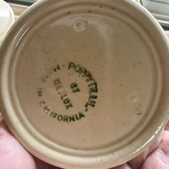 Vintage Poppytrail Sugar Creamer Salt and Pepper Shaker - Picture 3 of 6